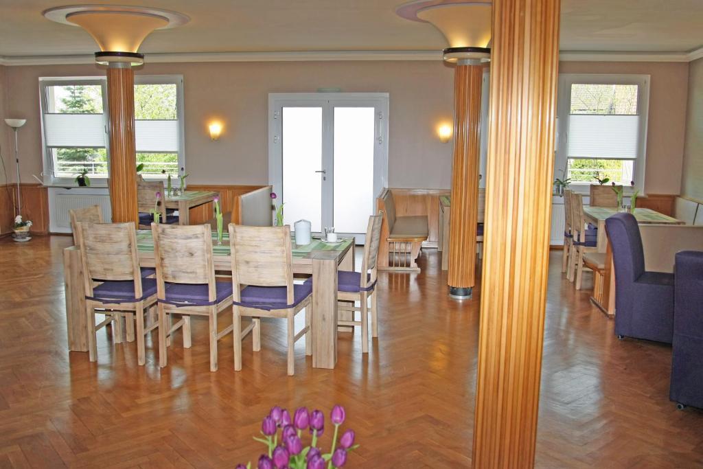 Hotel Sonnenhof Sindelfingen Exterior photo